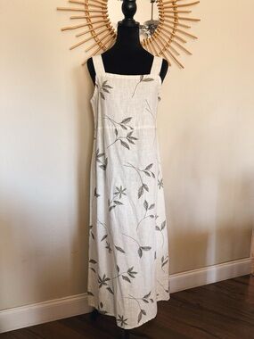 Sleeveless Cream Linen Maxi Dress with Leaf Print